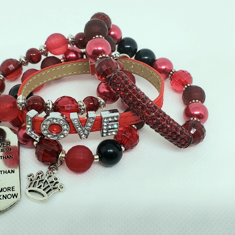 Beautiful red stack bracelet - Picture 7 of 7